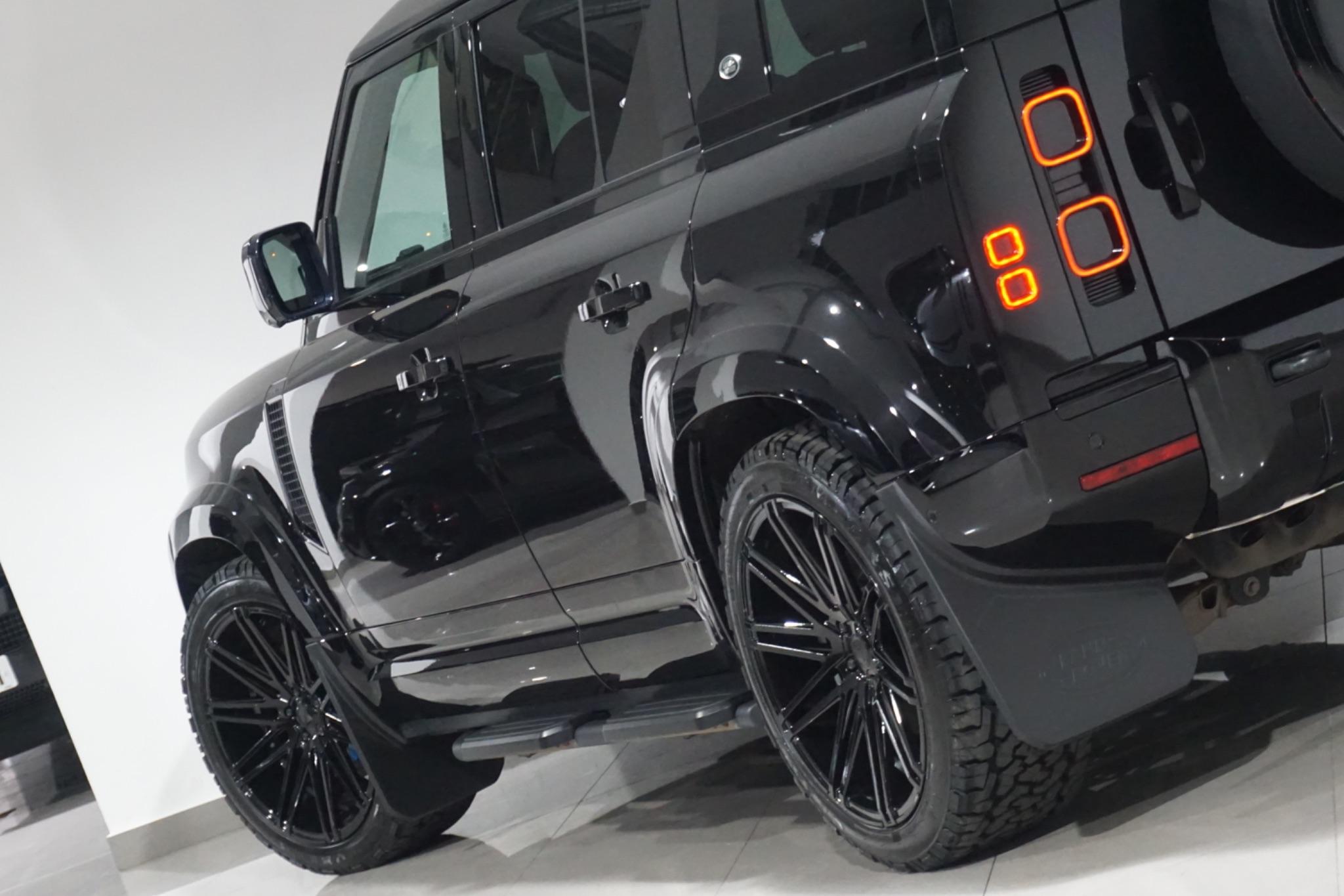 Land Rover Defender 110 3.0 D250 MHEV X-Dynamic HSE Auto 4WD Euro 6 (s/s) 5dr
